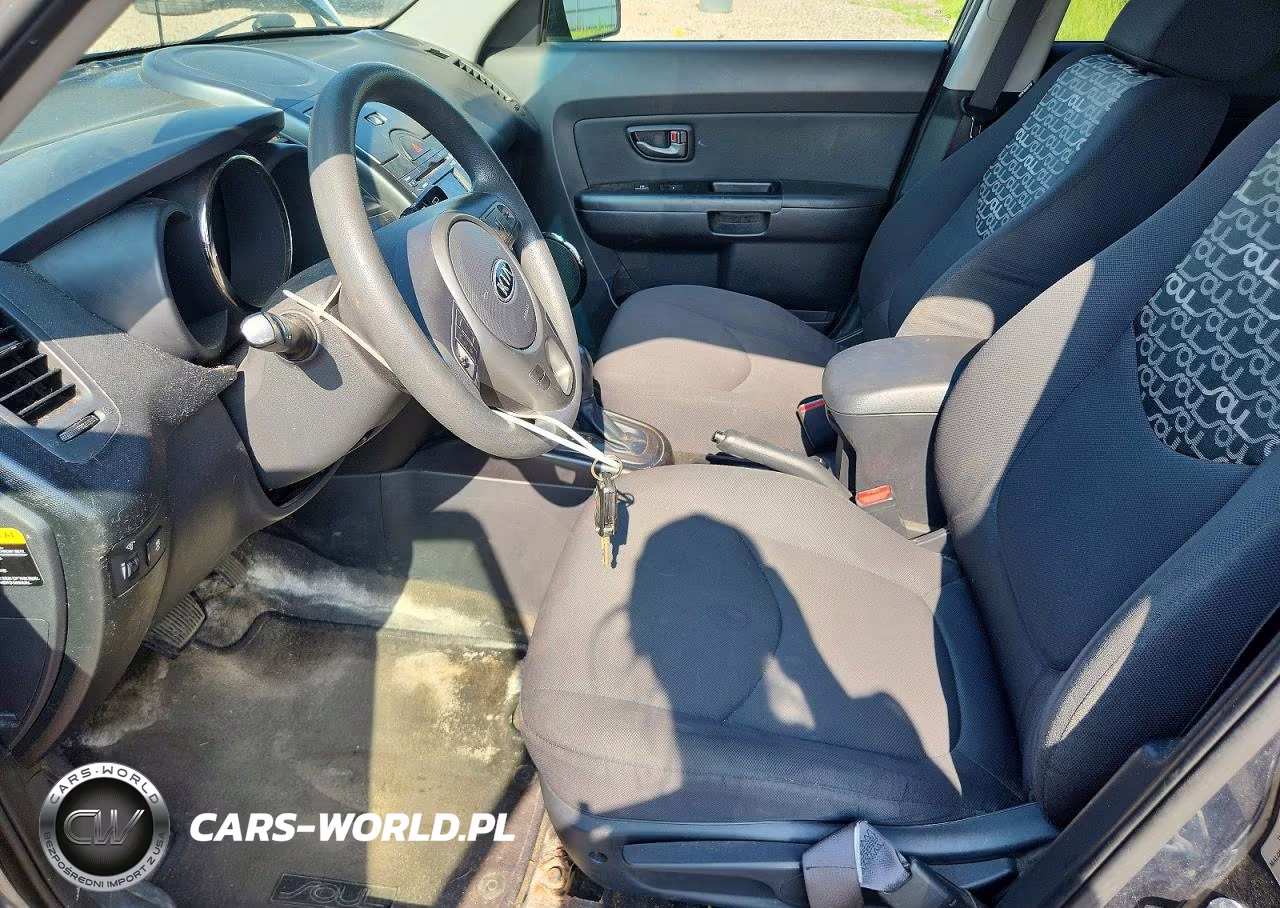 2011 Kia Soul + VIN:KNDJT2A26B7195703 - 7