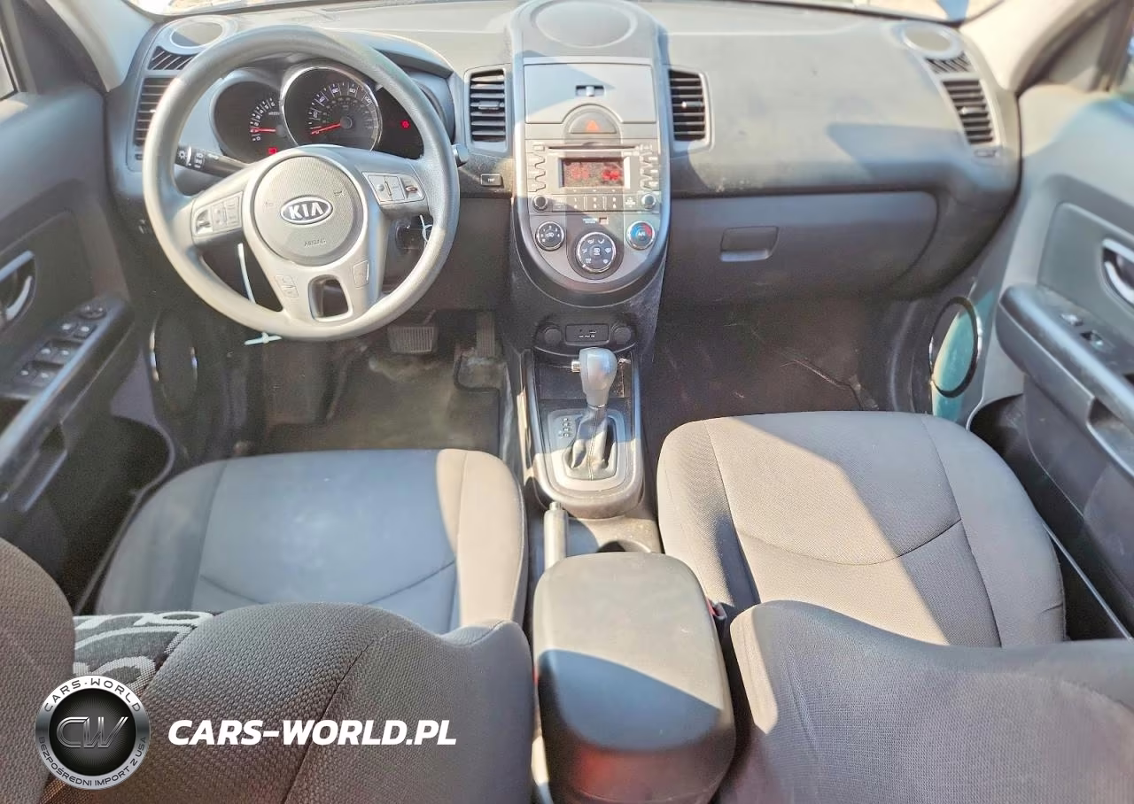 2011 Kia Soul + VIN:KNDJT2A26B7195703 - 8