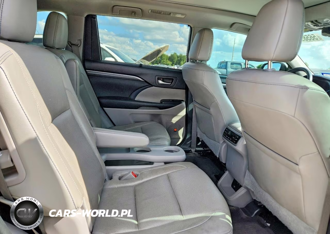 2017 Toyota Highlander Limited Platinum VIN:5TDYZRFH7HS193279 - 10