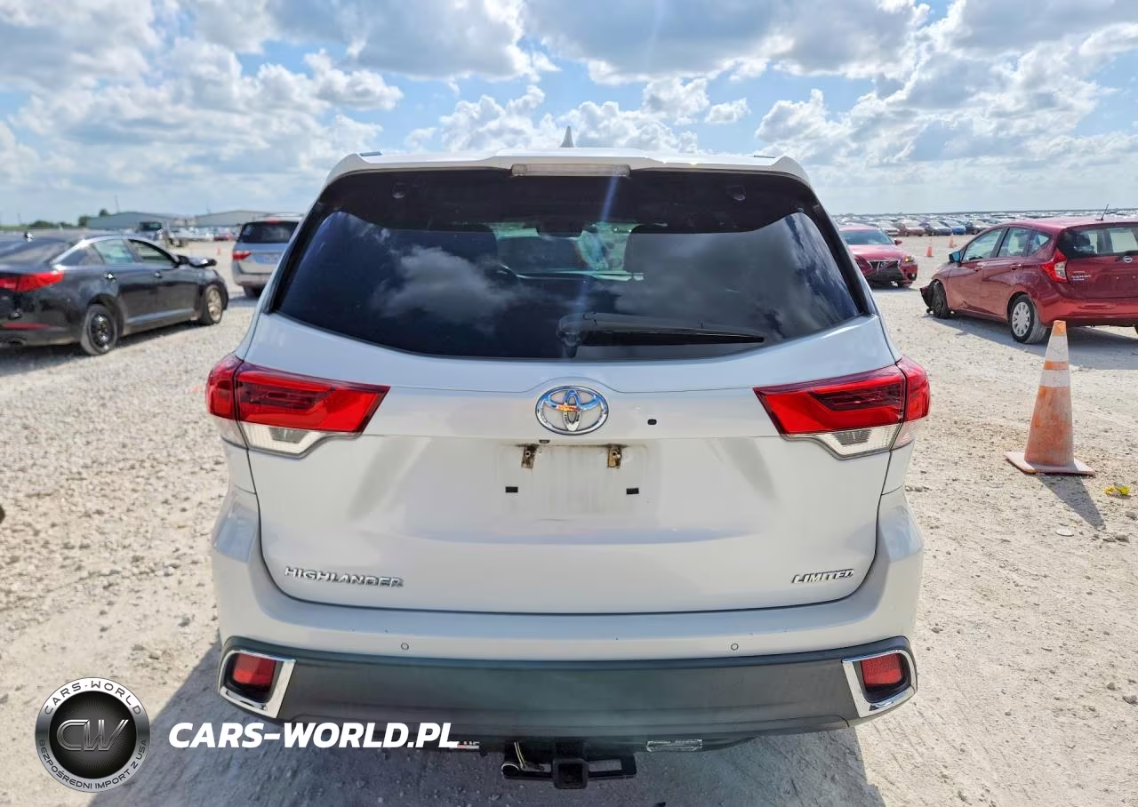 2017 Toyota Highlander Limited Platinum VIN:5TDYZRFH7HS193279 - 6