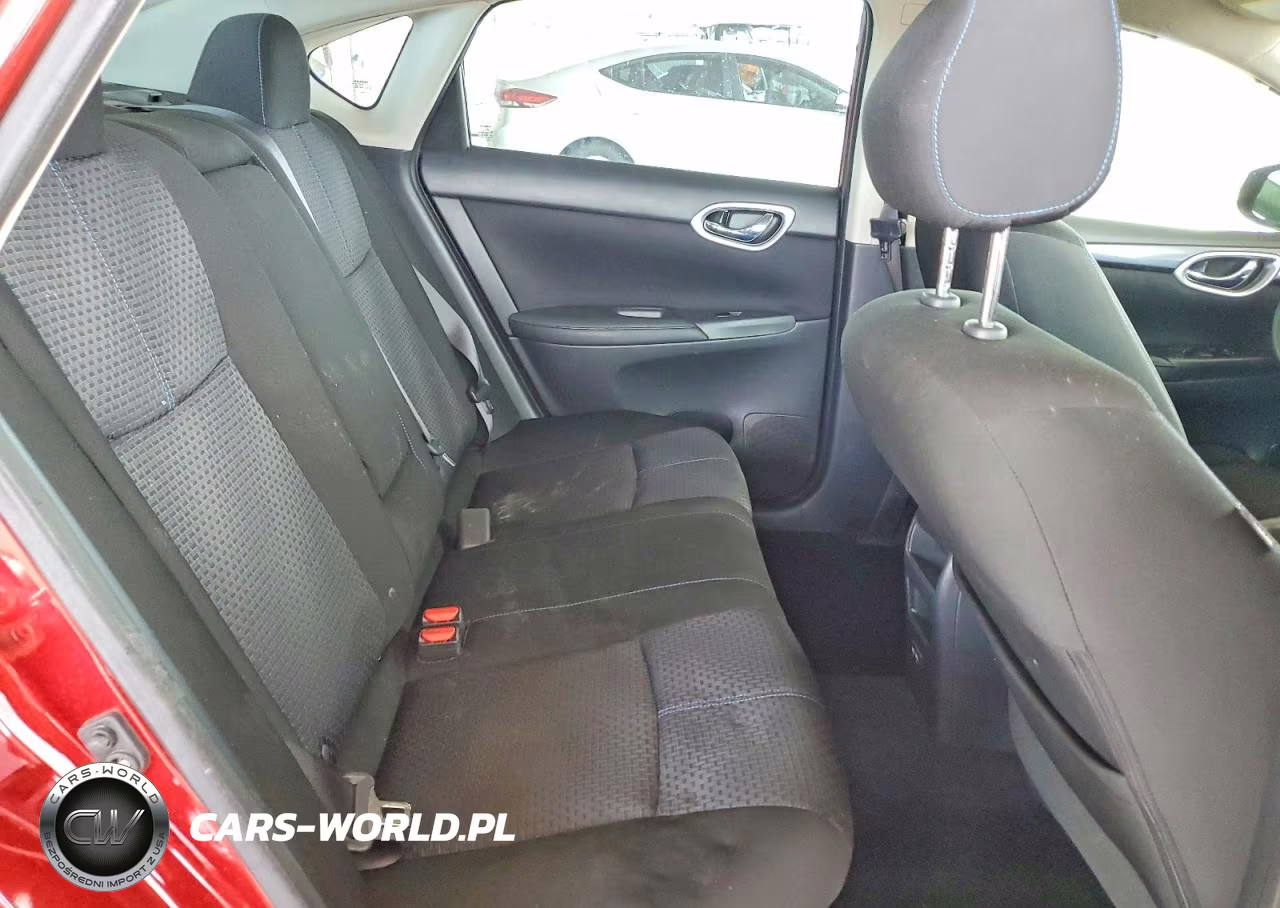 2018 Nissan Sentra Sr VIN:3N1AB7AP6JY217632 - 10