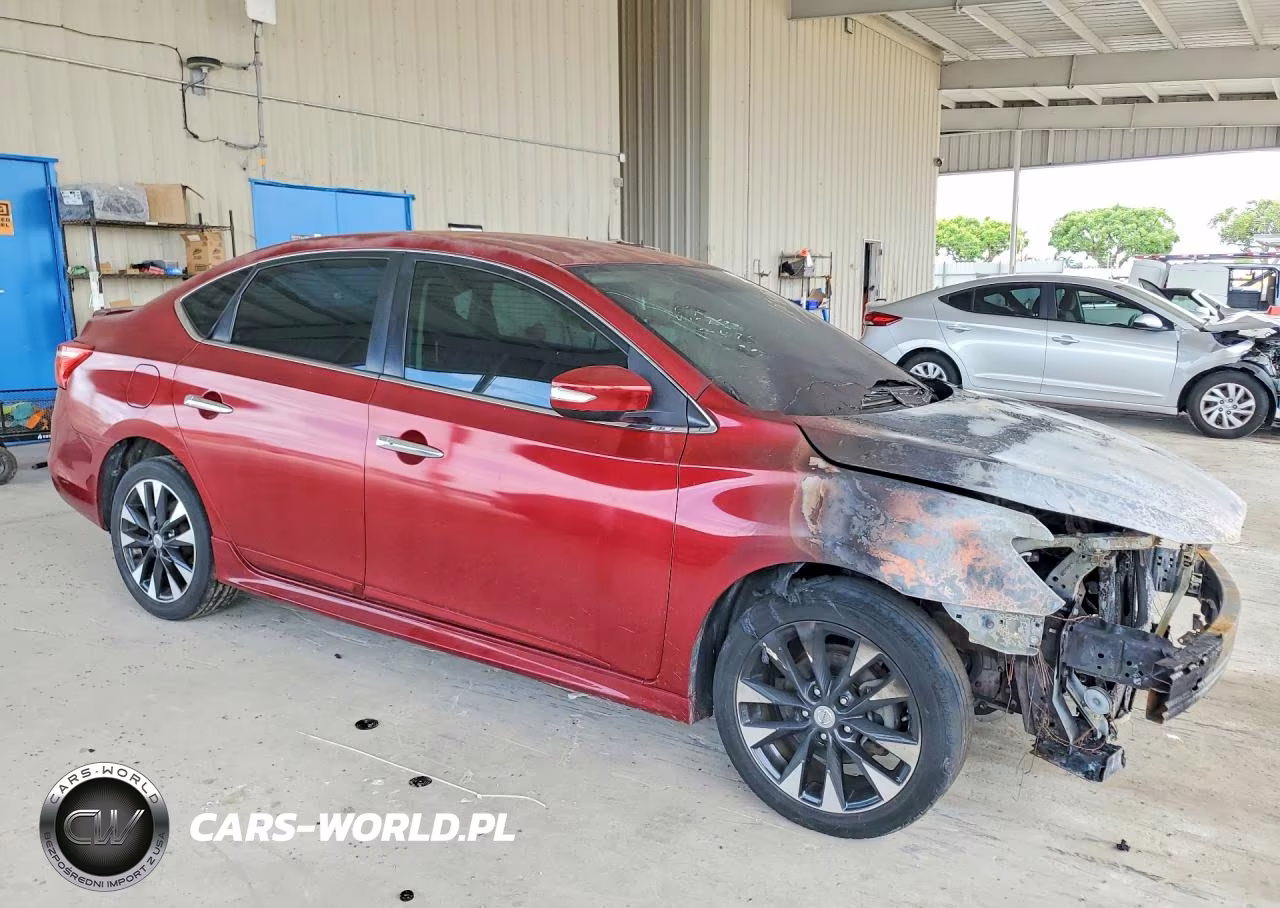 2018 Nissan Sentra Sr VIN:3N1AB7AP6JY217632 - 4