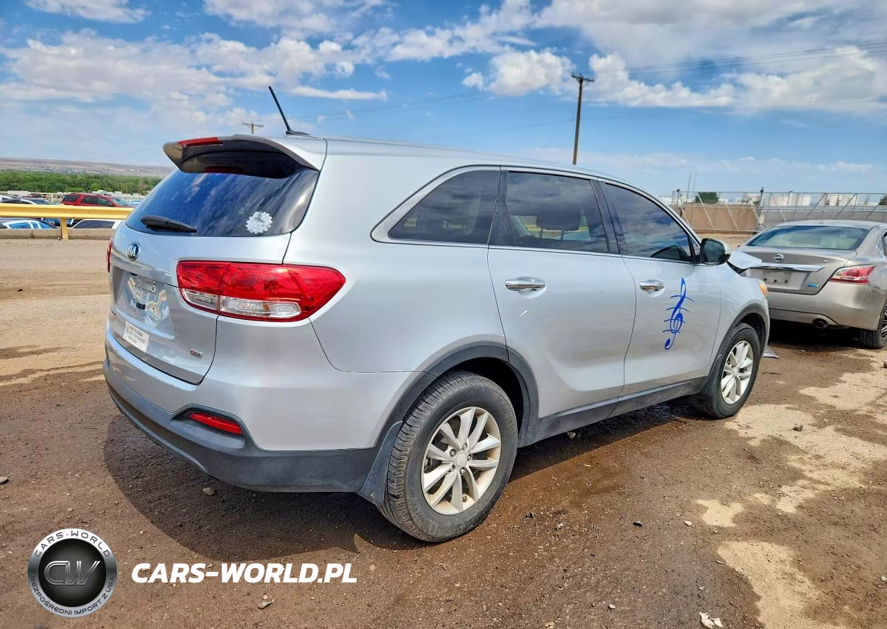 2018 Kia Sorento L VIN:5XYPG4A39JG382454 - 3