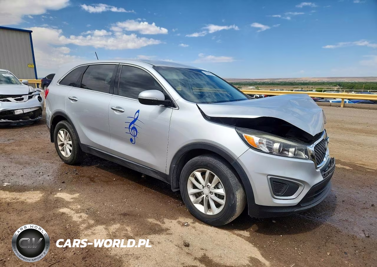 2018 Kia Sorento L VIN:5XYPG4A39JG382454 - 4