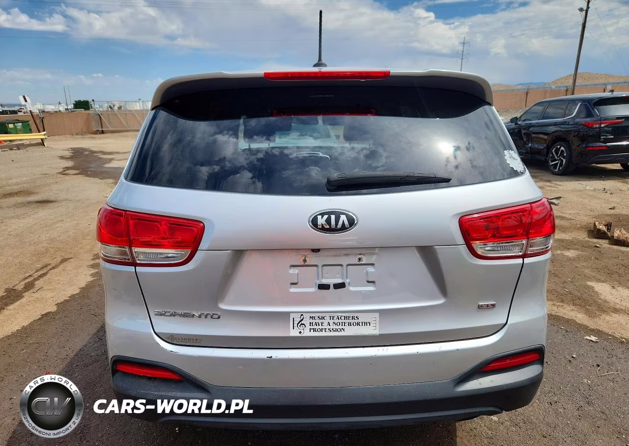 2018 Kia Sorento L VIN:5XYPG4A39JG382454 - 6