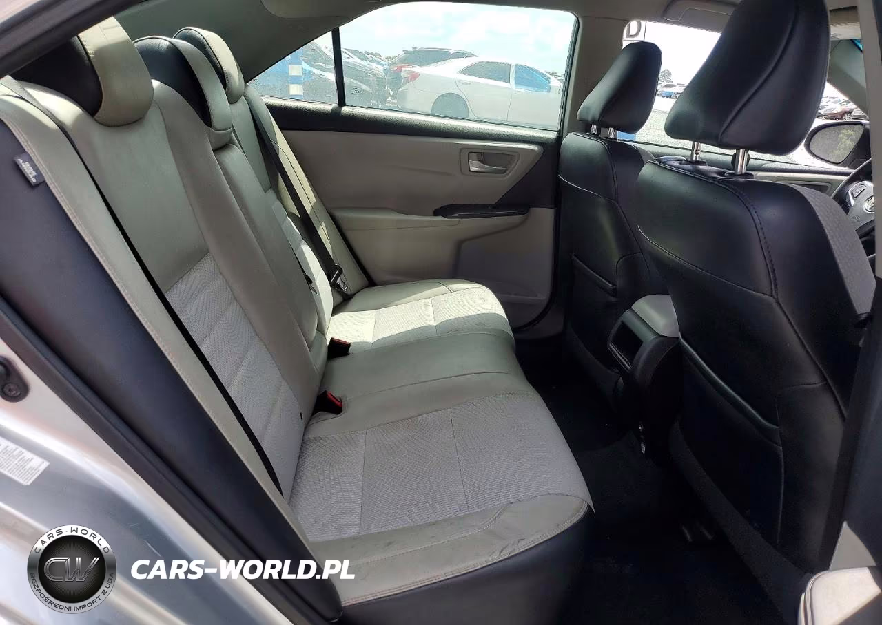 2017 Toyota Camry Se VIN:4T1BF1FK9HU660012 - 10