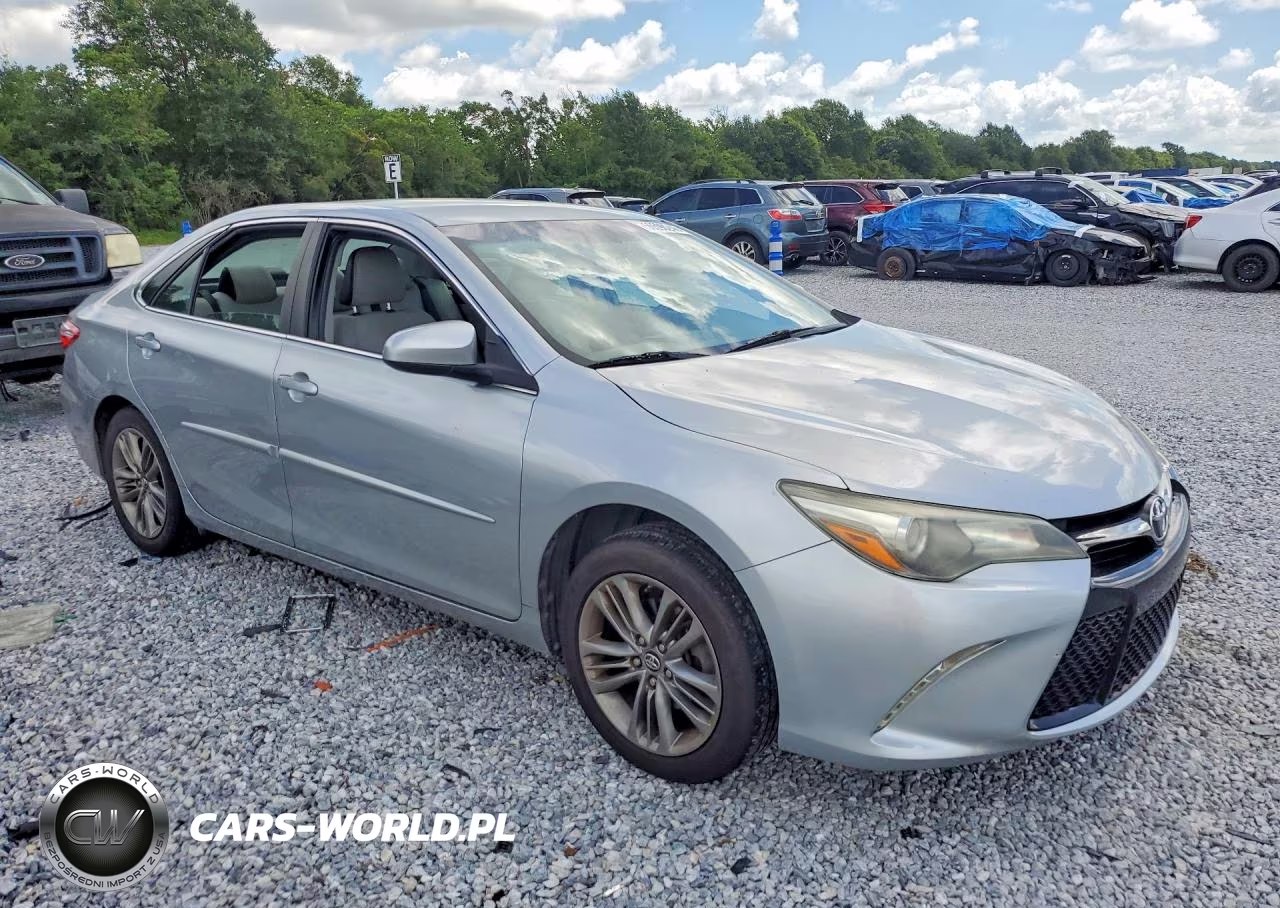 2017 Toyota Camry Se VIN:4T1BF1FK9HU660012 - 4