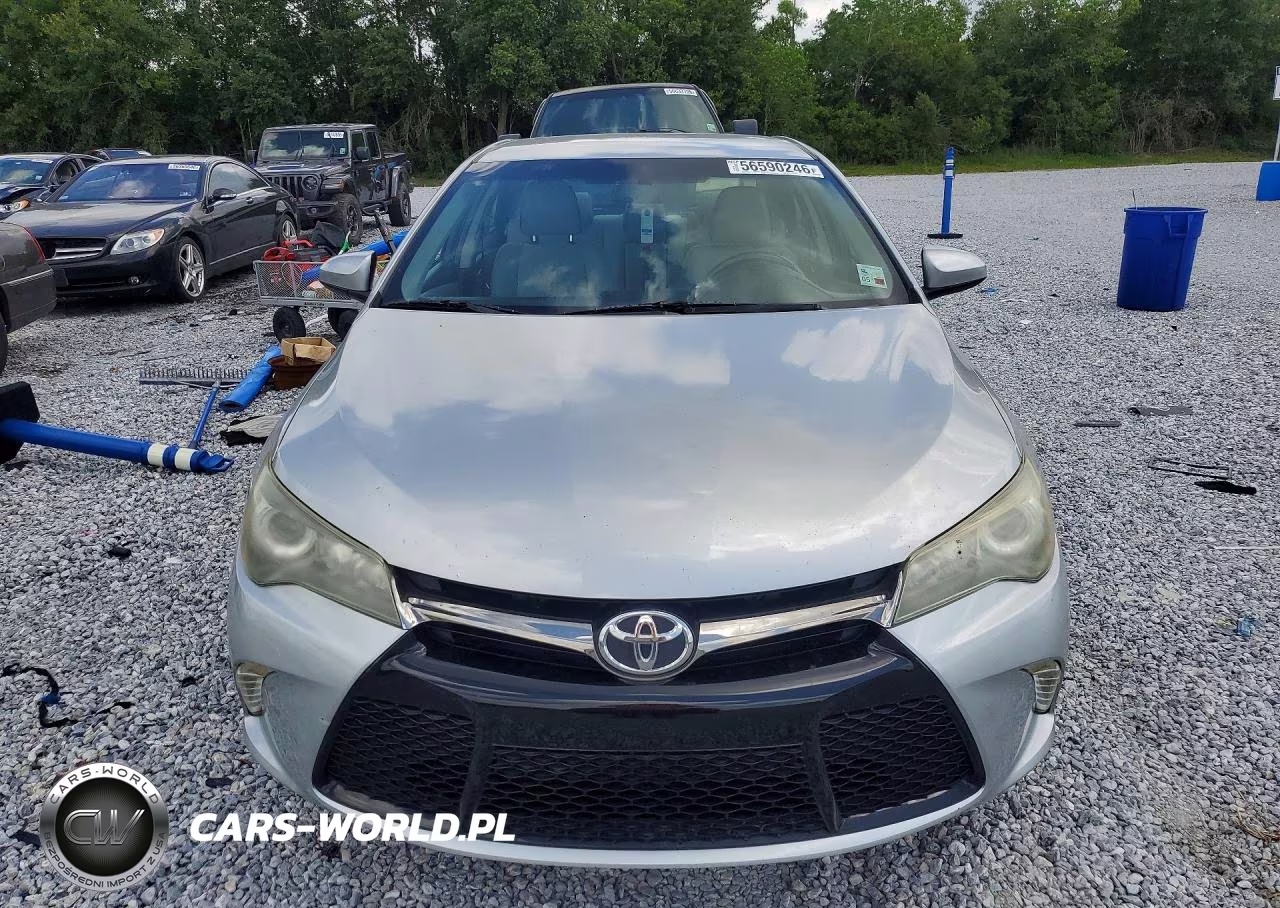 2017 Toyota Camry Se VIN:4T1BF1FK9HU660012 - 5