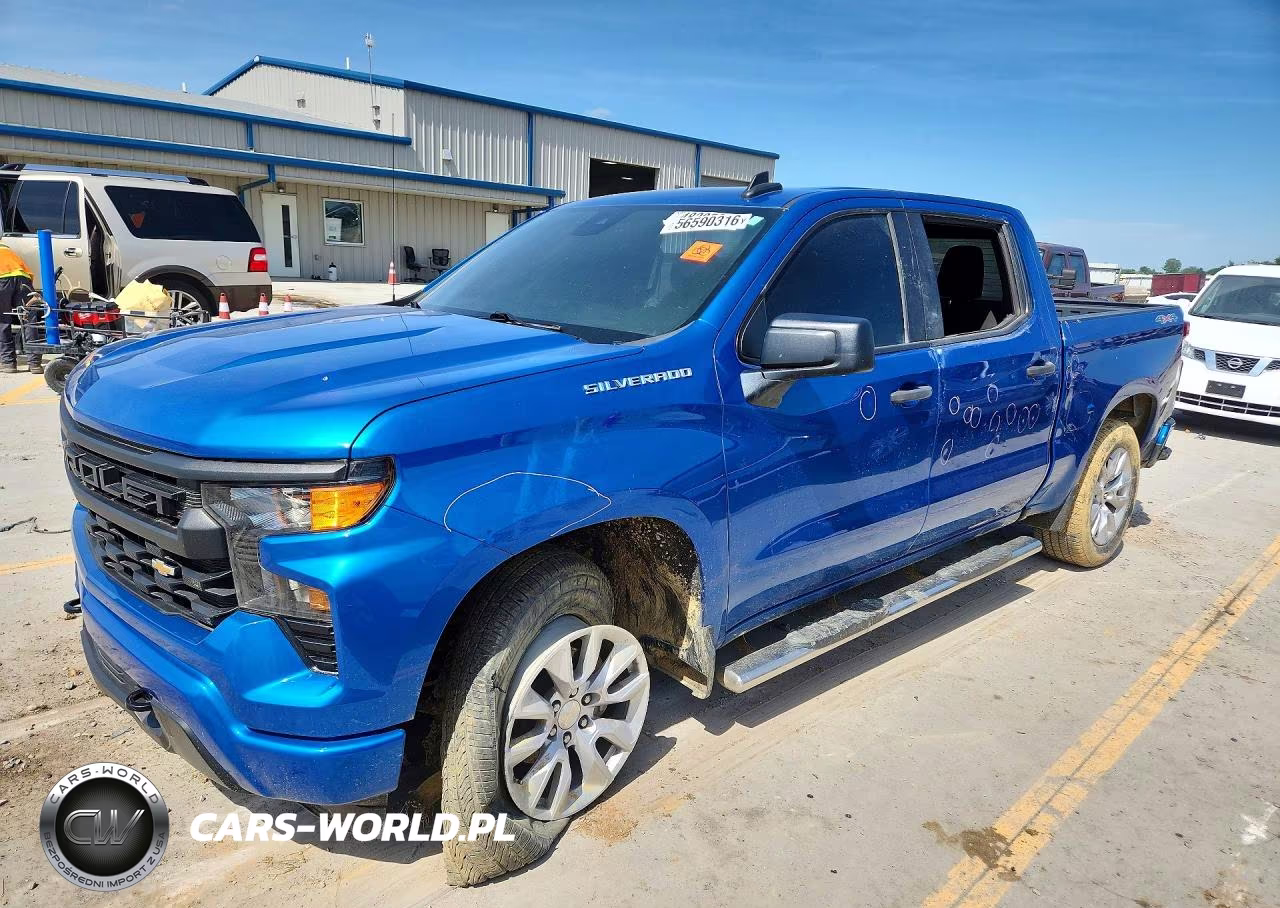 2022 Chevrolet Silverado K1500 Custom – zdjęcie 1 z 12