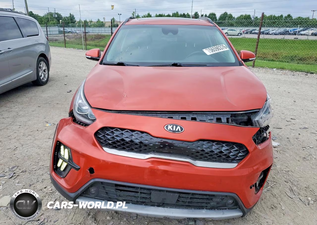 2020 Kia Niro Touring Special Edition VIN:KNDCC3LC0L5421526 - 5