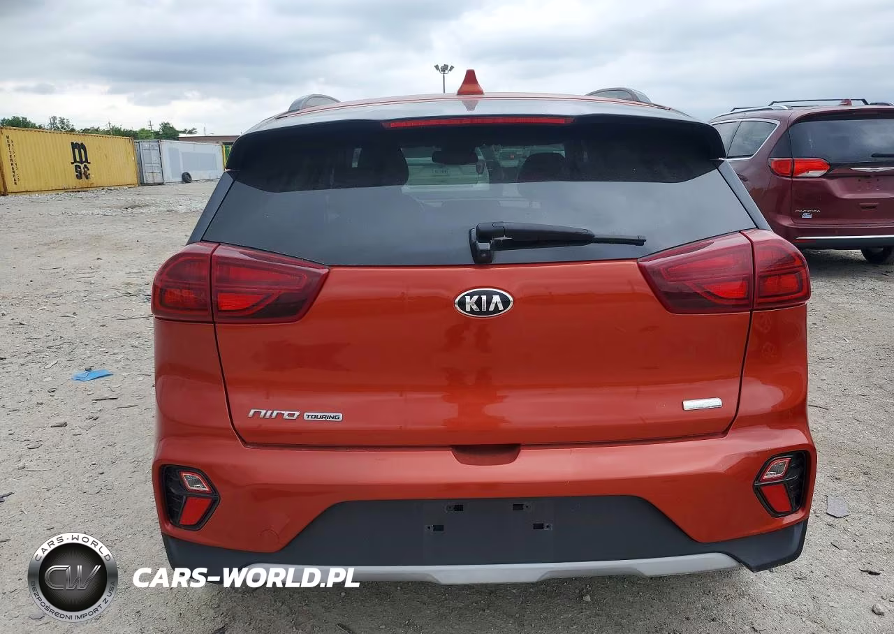 2020 Kia Niro Touring Special Edition VIN:KNDCC3LC0L5421526 - 6