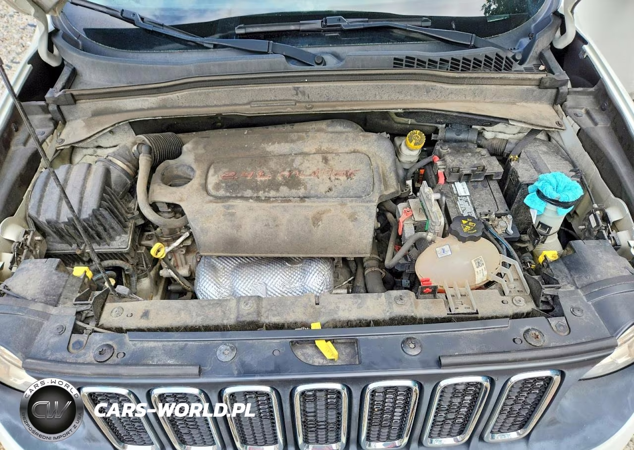 2015 Jeep Renegade Latitude VIN:ZACCJBBT9FPB21352 - 12
