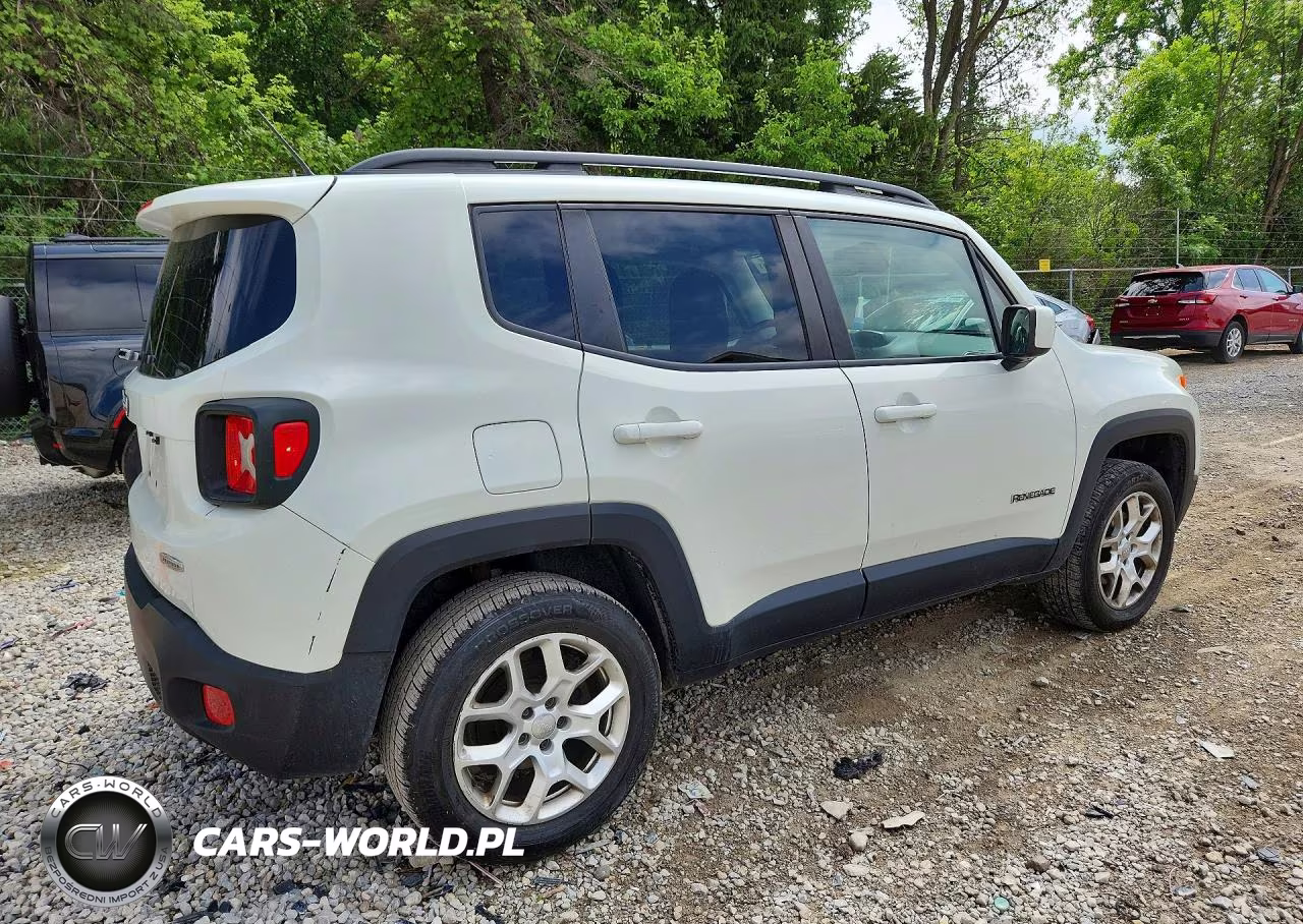 2015 Jeep Renegade Latitude VIN:ZACCJBBT9FPB21352 - 3