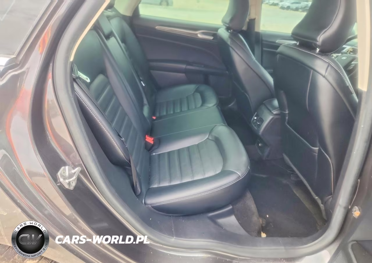 2017 Ford Fusion Se VIN:3FA6P0HD1HR371831 - 10