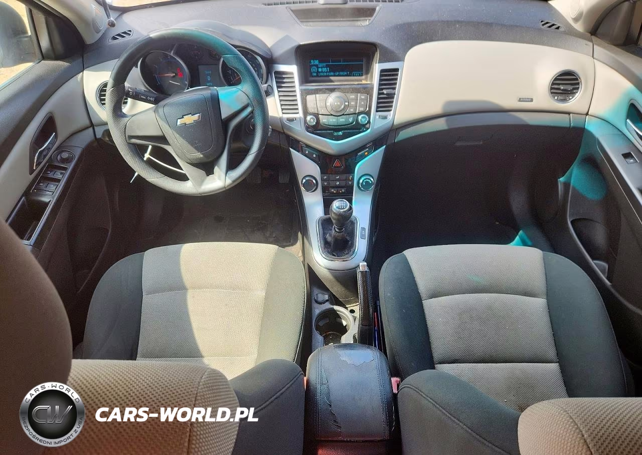 2012 Chevrolet Cruze Ls VIN:1G1PD5SH3C7133956 - 8