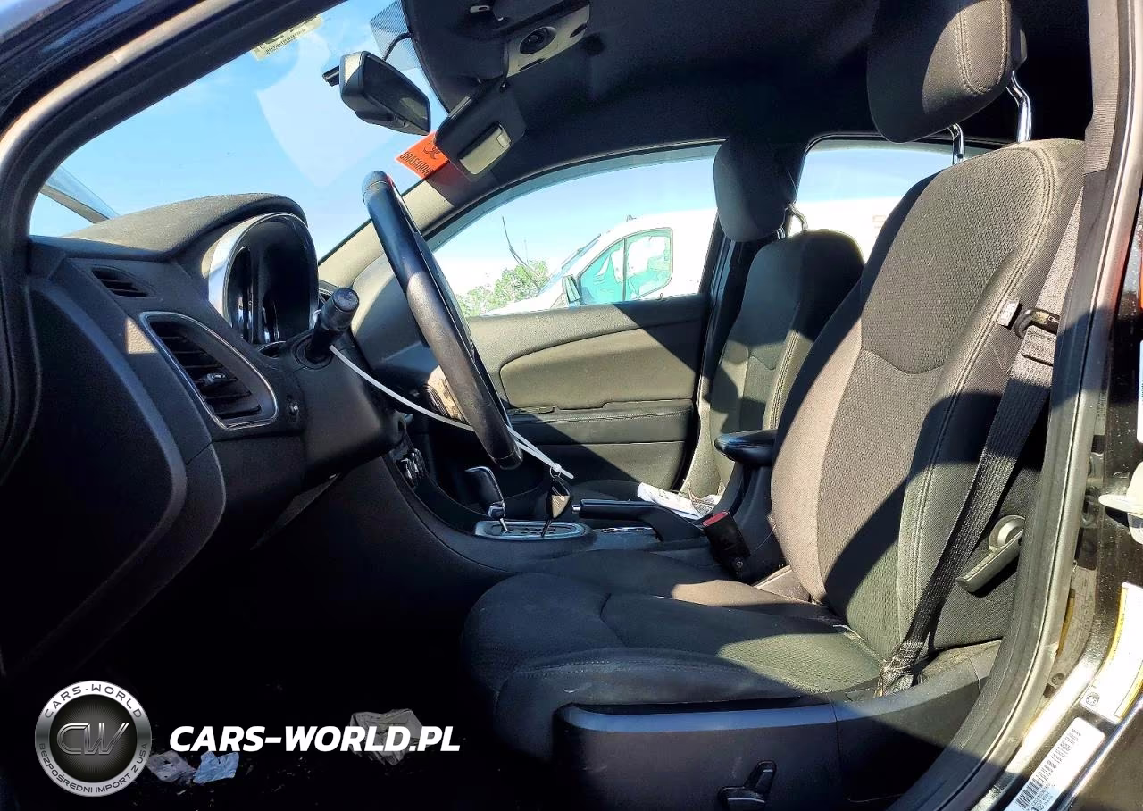 2012 Chrysler 200 Touring VIN:1C3CCBBB1CN120366 - 7