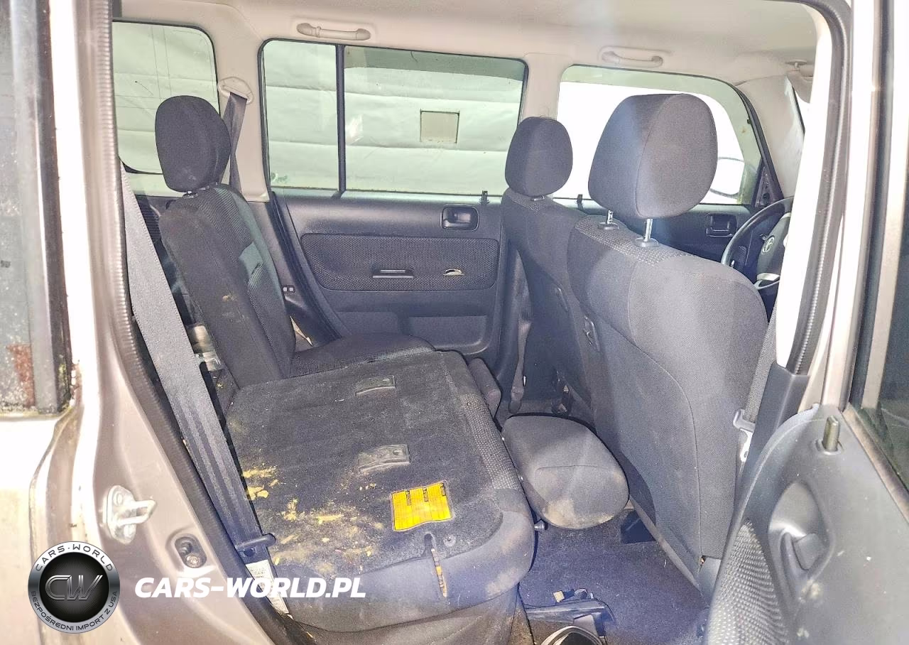 2005 Toyota Scion Xb VIN:JTLKT324750172880 - 10