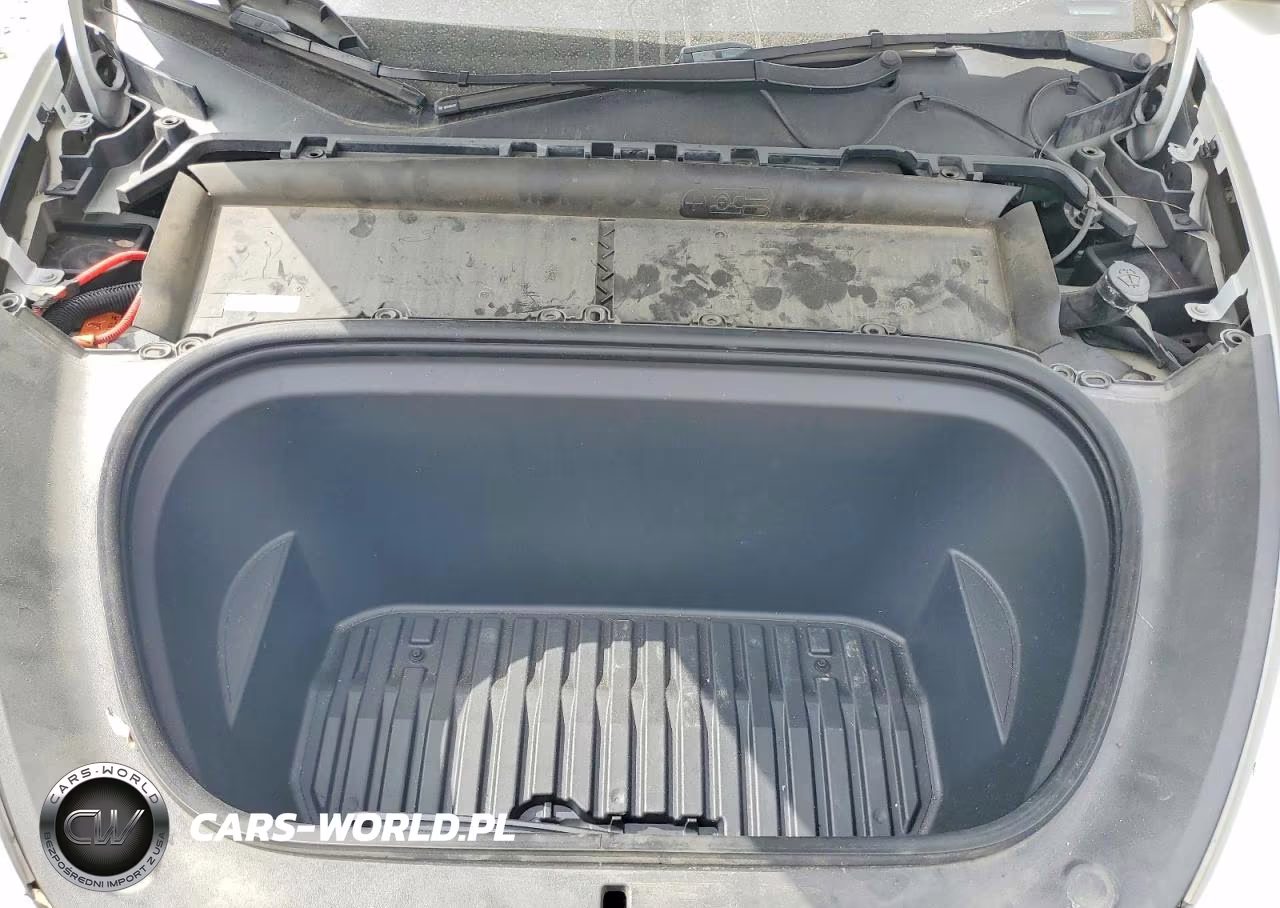 2022 Tesla Model Y VIN:7SAYGDEE1NF355362 - 12