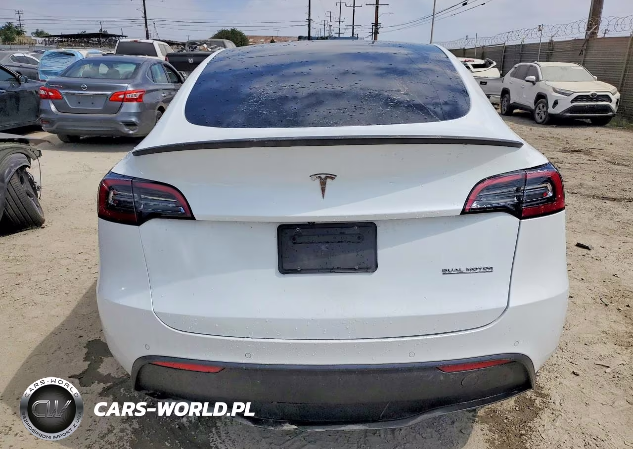 2022 Tesla Model Y VIN:7SAYGDEE1NF355362 - 6