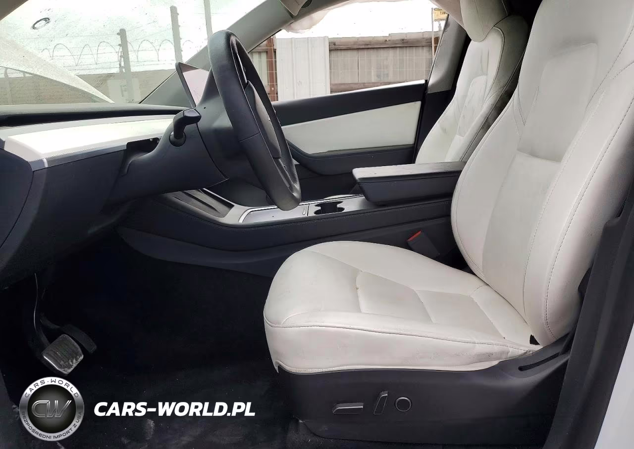 2022 Tesla Model Y VIN:7SAYGDEE1NF355362 - 7