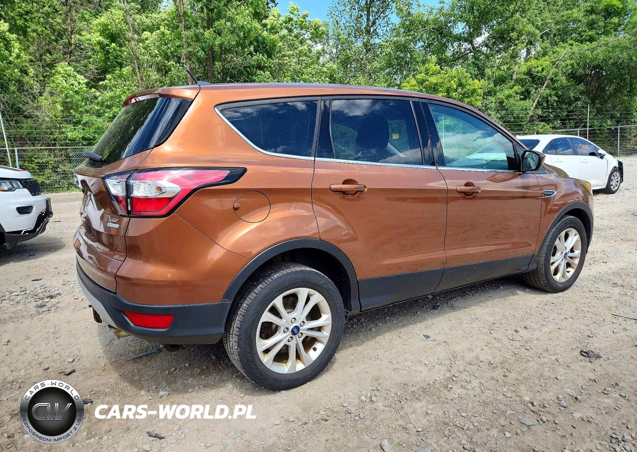 2017 Ford Escape Se VIN:1FMCU0GD2HUD73602 - 3