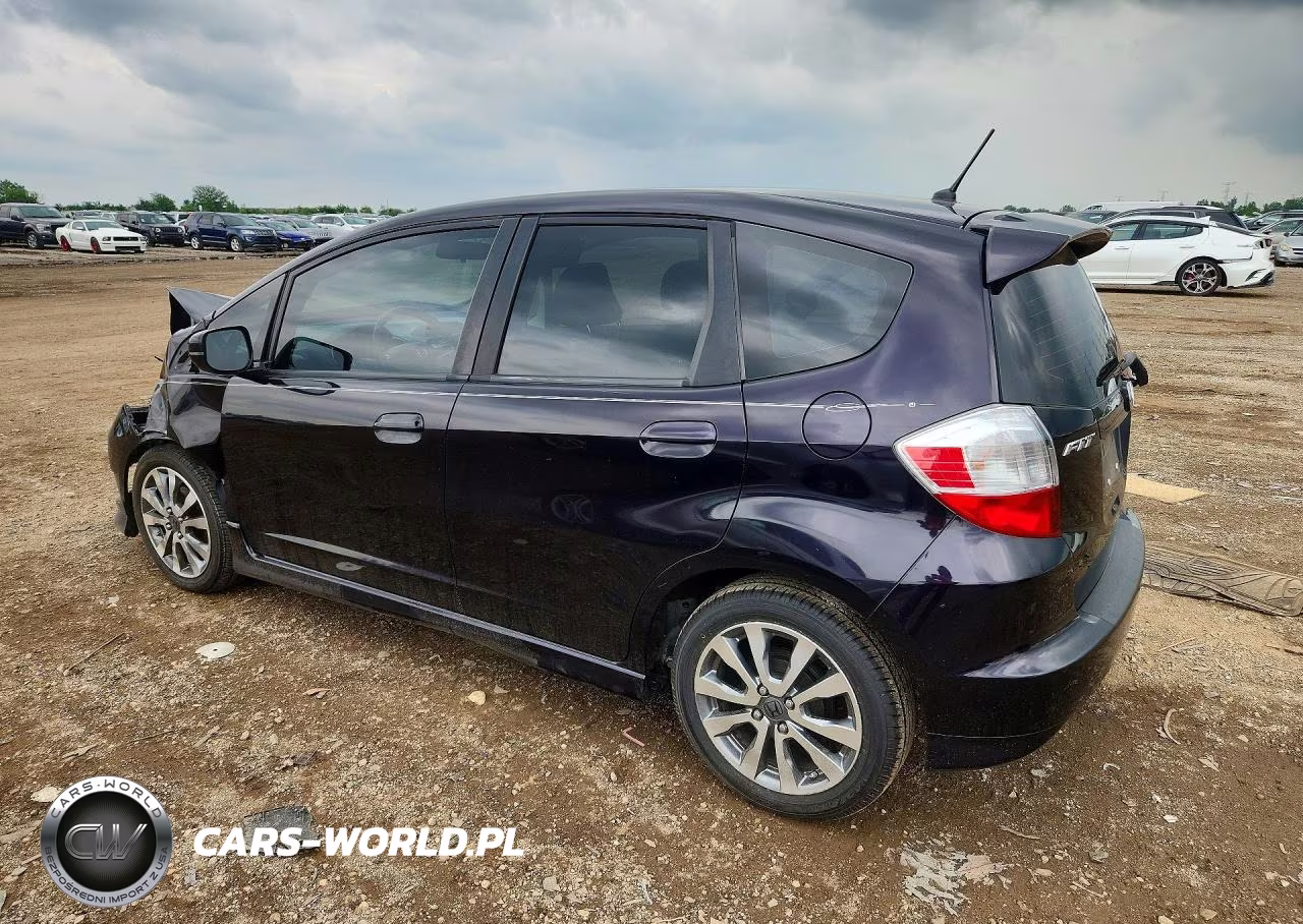 2013 Honda Fit Sport VIN:JHMGE8H56DC036745 - 2