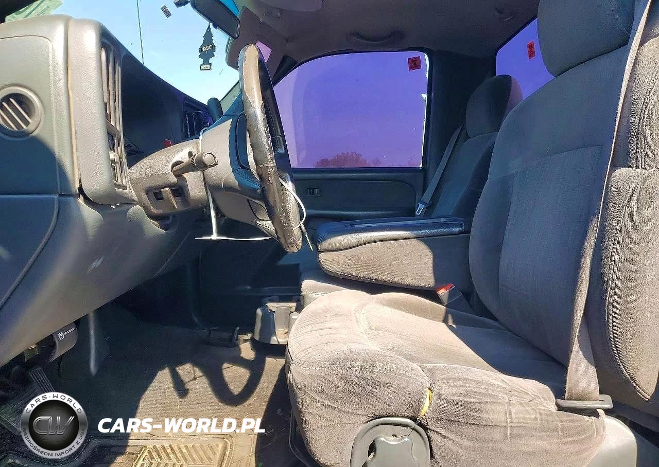 2002 Chevrolet Silverado C1500 VIN:1GCEC14V12Z201025 - 7