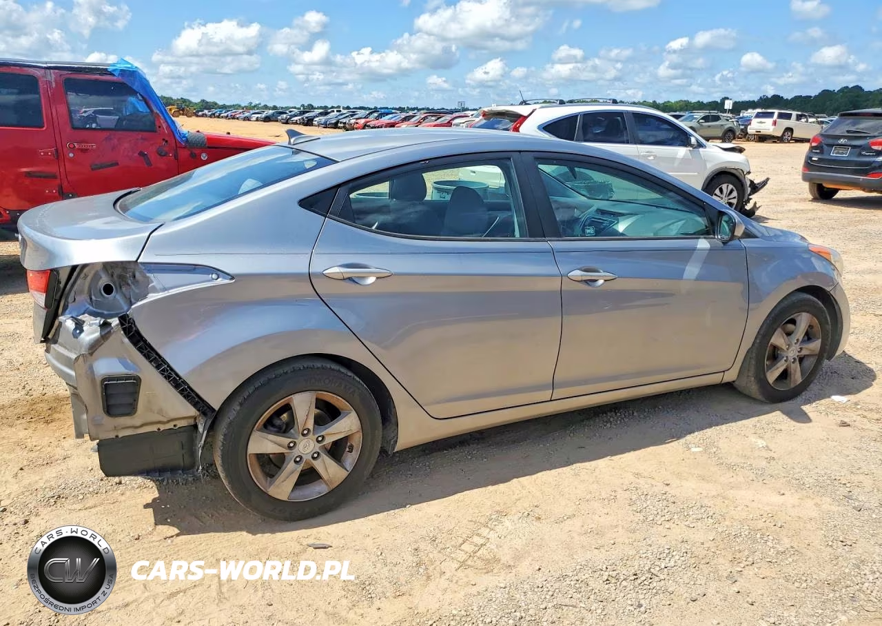 2013 Hyundai Elantra Gls VIN:KMHDH4AE9DU754584 - 3