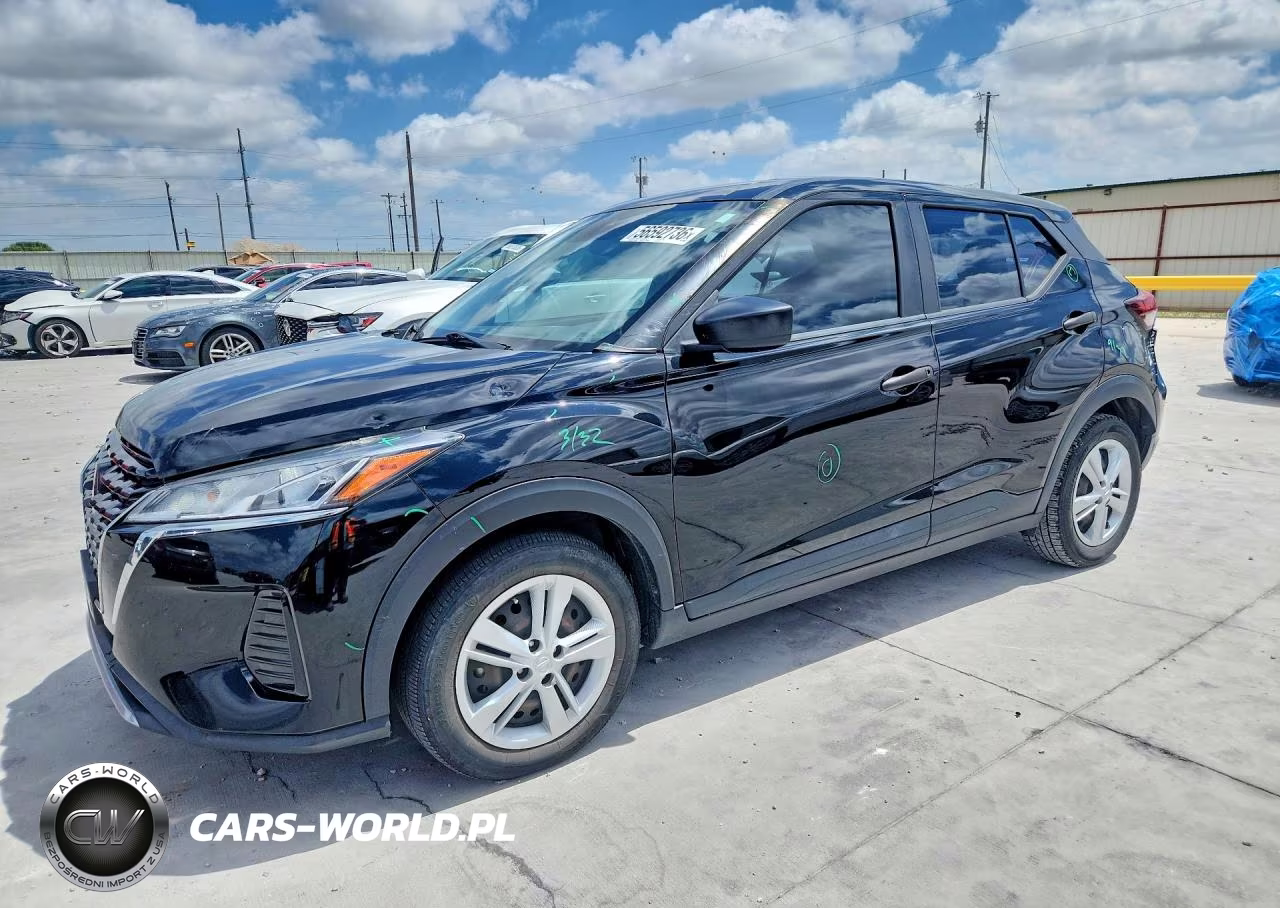2021 Nissan Kicks S