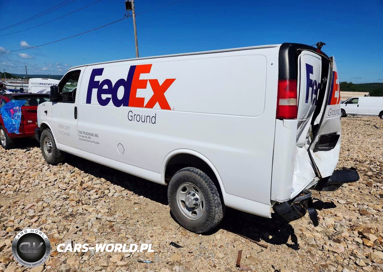 2015 Chevrolet Express G2500 VIN:1GCWGGCF9F1138914 - 2