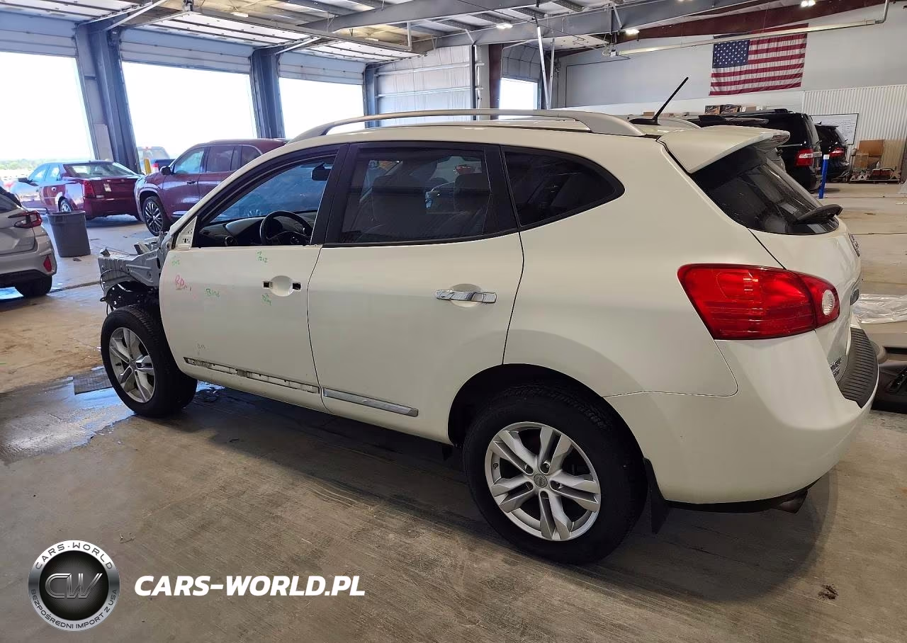 2013 Nissan Rogue S VIN:JN8AS5MV8DW627523 - 2