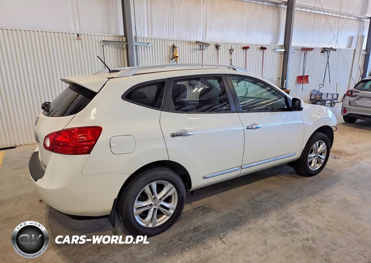 2013 Nissan Rogue S VIN:JN8AS5MV8DW627523 - 3