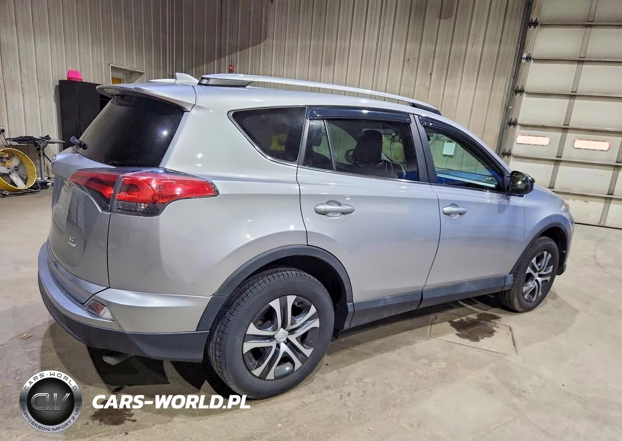 2017 Toyota Rav4 Le VIN:2T3BFREV8HW575003 - 3