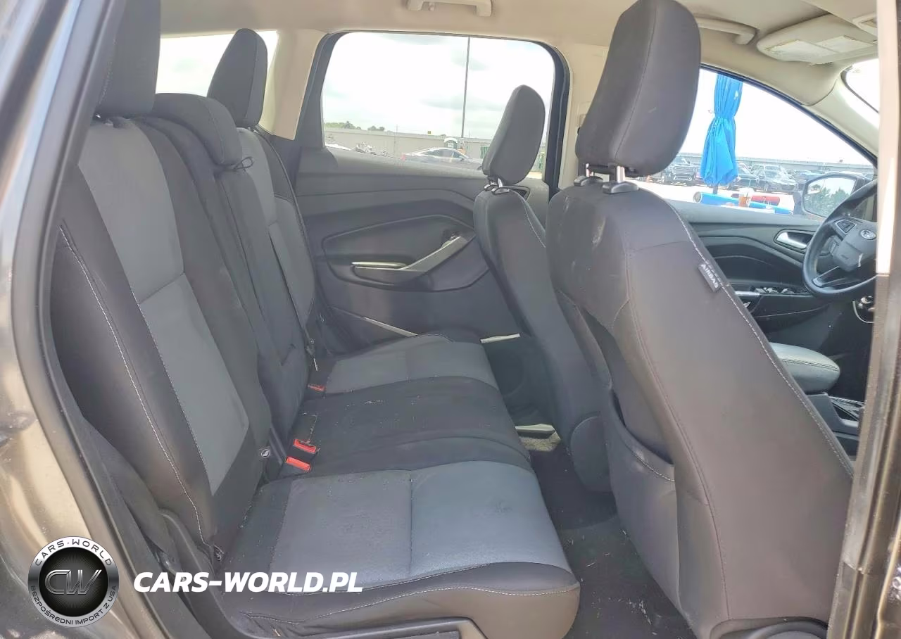 2018 Ford Escape Se VIN:1FMCU9GD3JUA77160 - 11