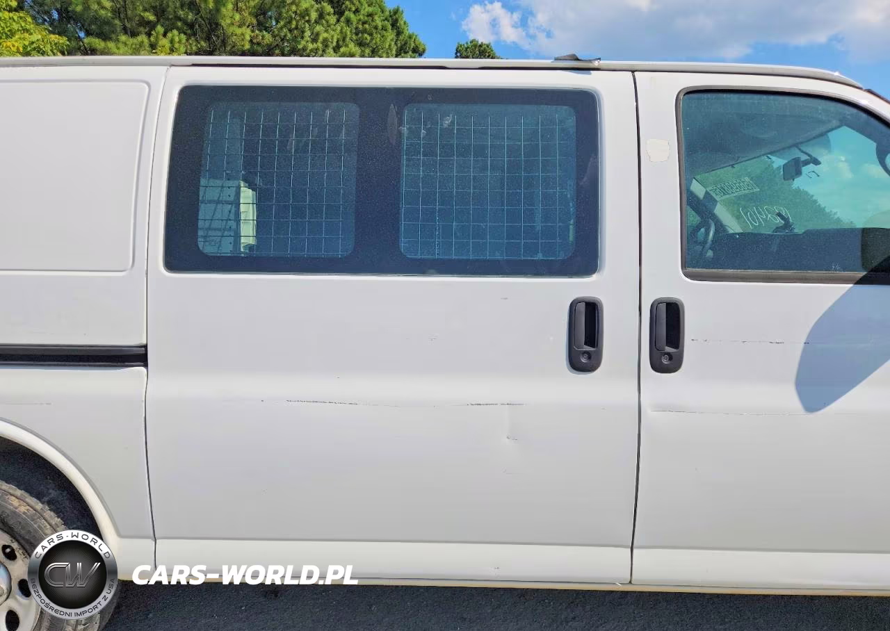 2013 Chevrolet Express G1500 VIN:1GCSGAFX6D1182401 - 10