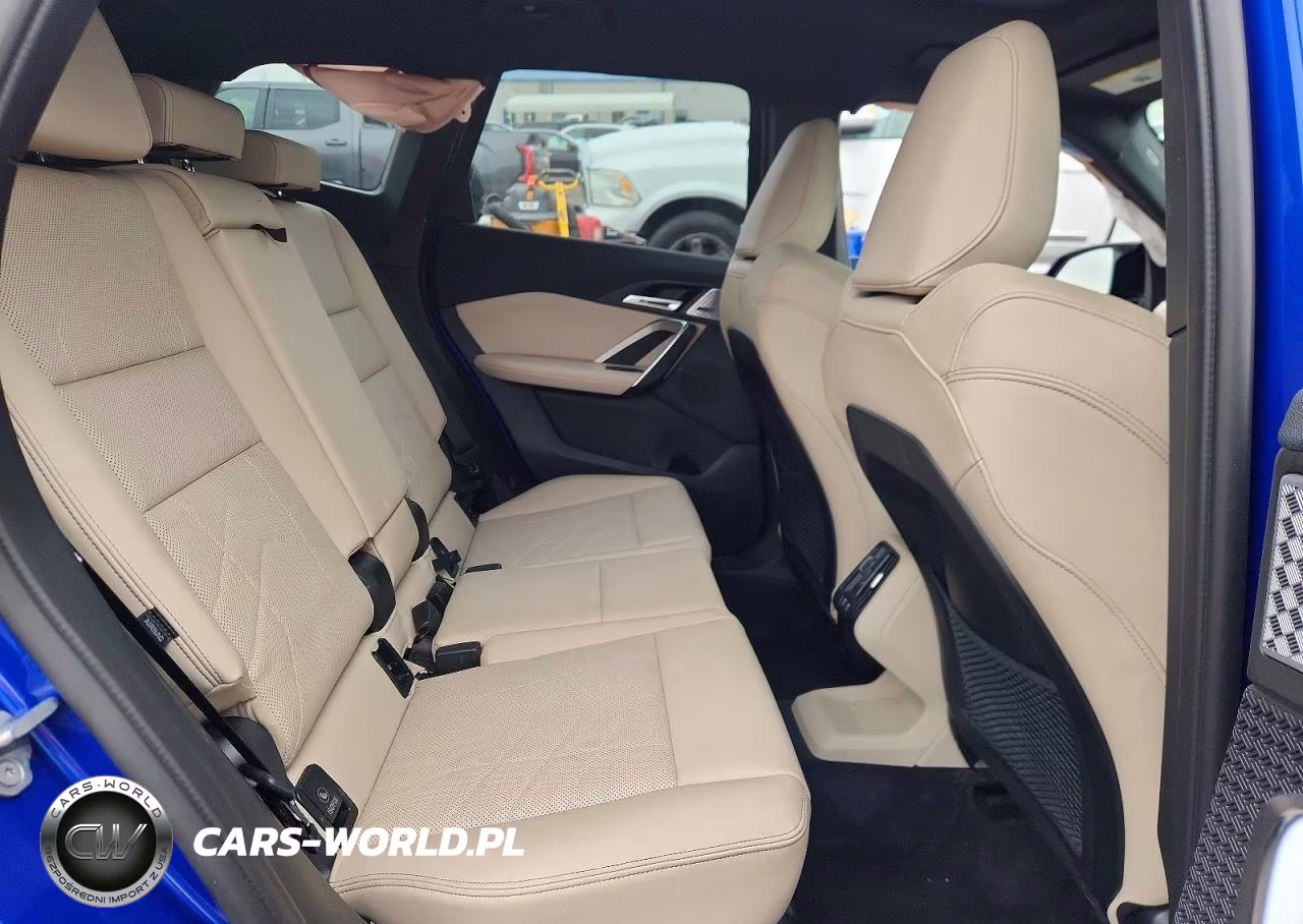 2024 BMW X1 M35I VIN:WBX13EF0XR5Y16605 - 11