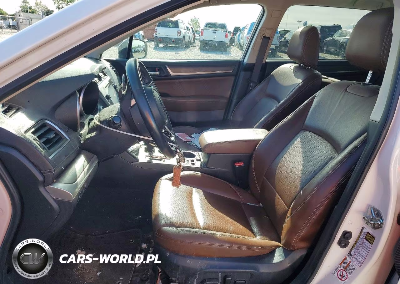 2018 Subaru Outback Touring VIN:4S4BSATC2J3351213 - 7