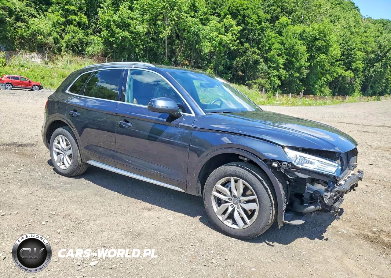 2020 Audi Q5 Premium VIN:WA1ANAFY0L2106864 - 4