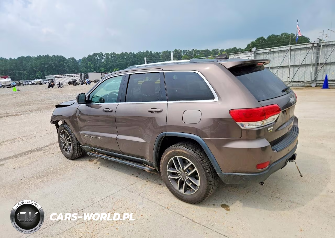 2019 Jeep Grand Cherokee Laredo VIN:1C4RJEAG1KC555845 - 2