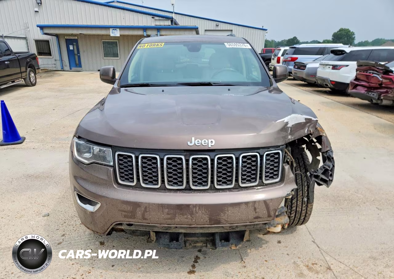 2019 Jeep Grand Cherokee Laredo VIN:1C4RJEAG1KC555845 - 5