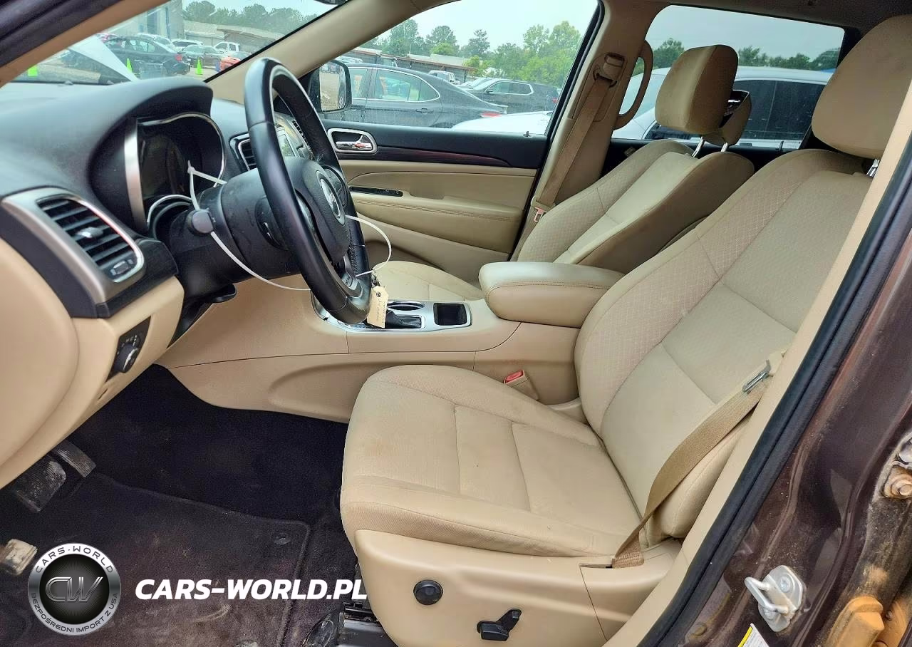 2019 Jeep Grand Cherokee Laredo VIN:1C4RJEAG1KC555845 - 7