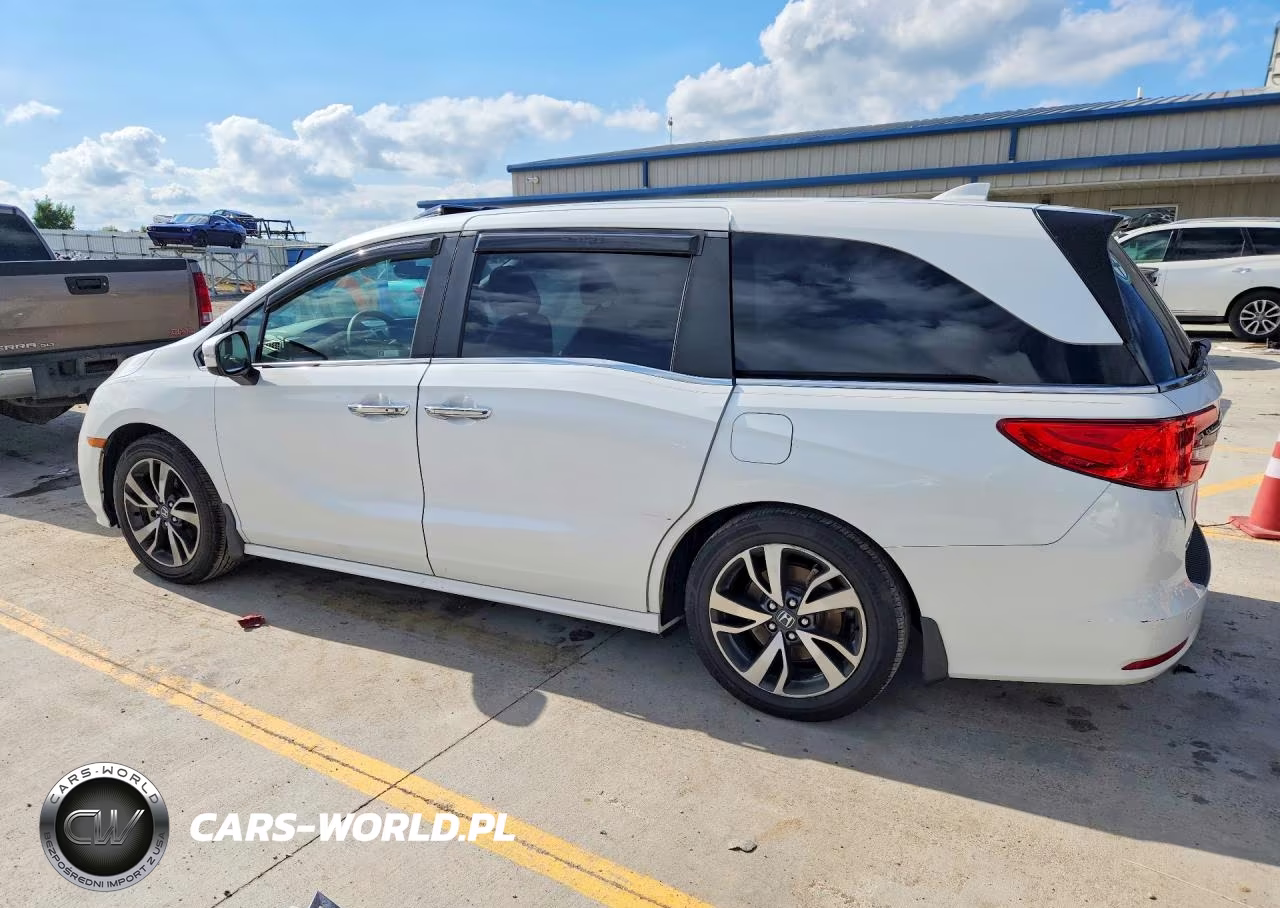 2021 Honda Odyssey Touring VIN:5FNRL6H85MB002474 - 2