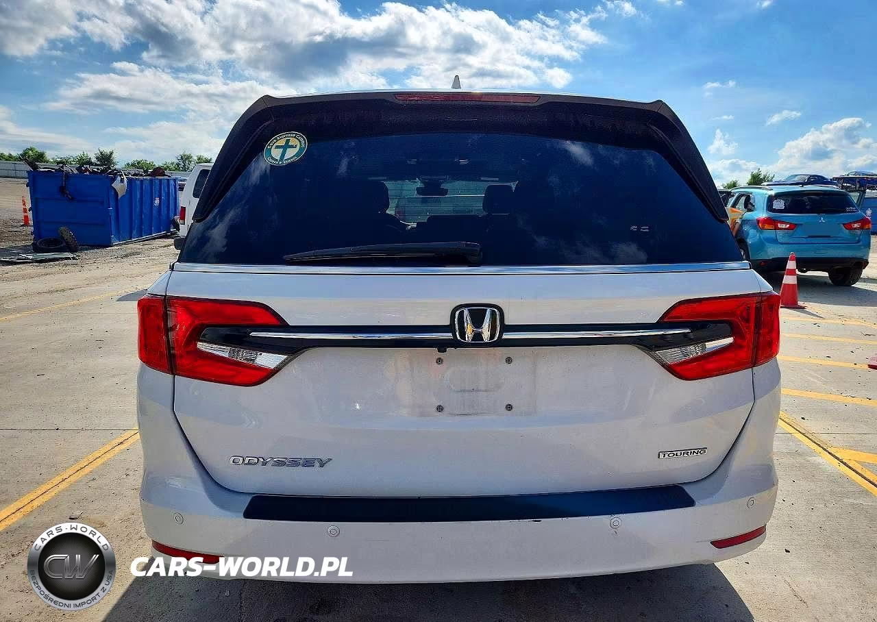 2021 Honda Odyssey Touring VIN:5FNRL6H85MB002474 - 6