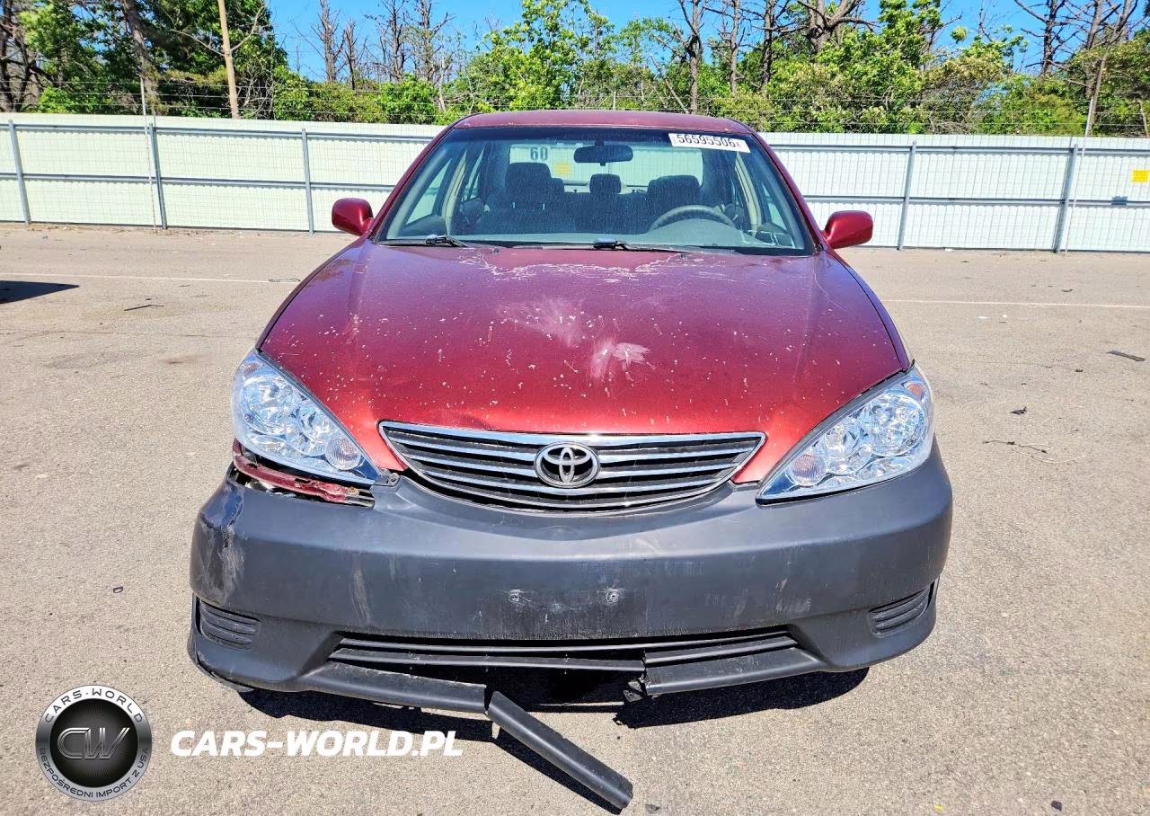 2005 Toyota Camry Le VIN:4T1BE32K15U089289 - 5