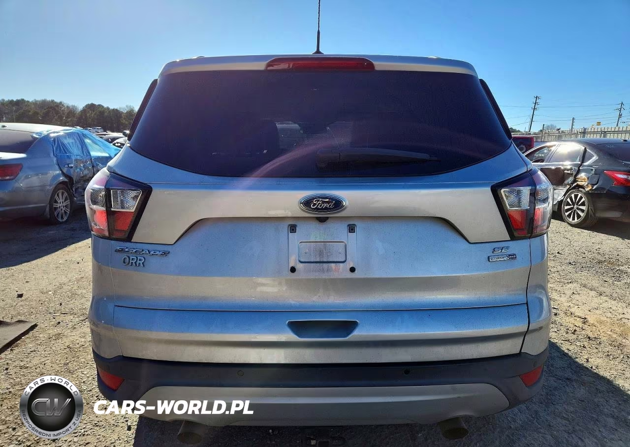 2017 Ford Escape Se VIN:1FMCU9GD5HUE43677 - 6