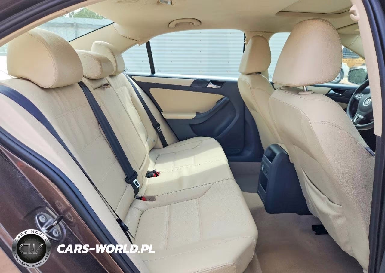 2012 Volkswagen Jetta Se VIN:3VWDX7AJ1CM328636 - 10