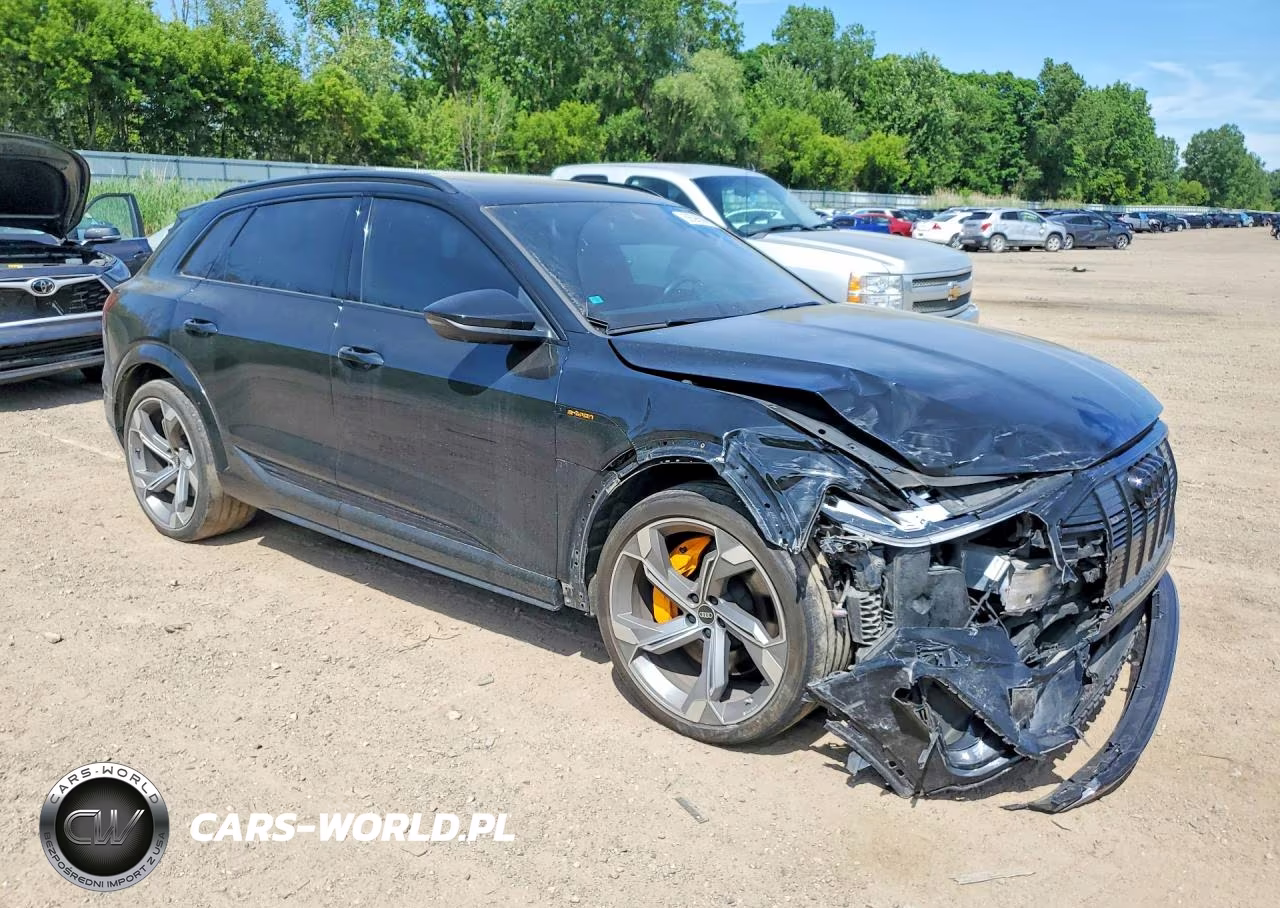 2022 Audi E-Tron S Prestige VIN:WA1VCBGE3NB039763 - 4