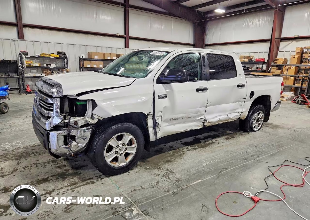 2017 Toyota Tundra Crewmax Sr5