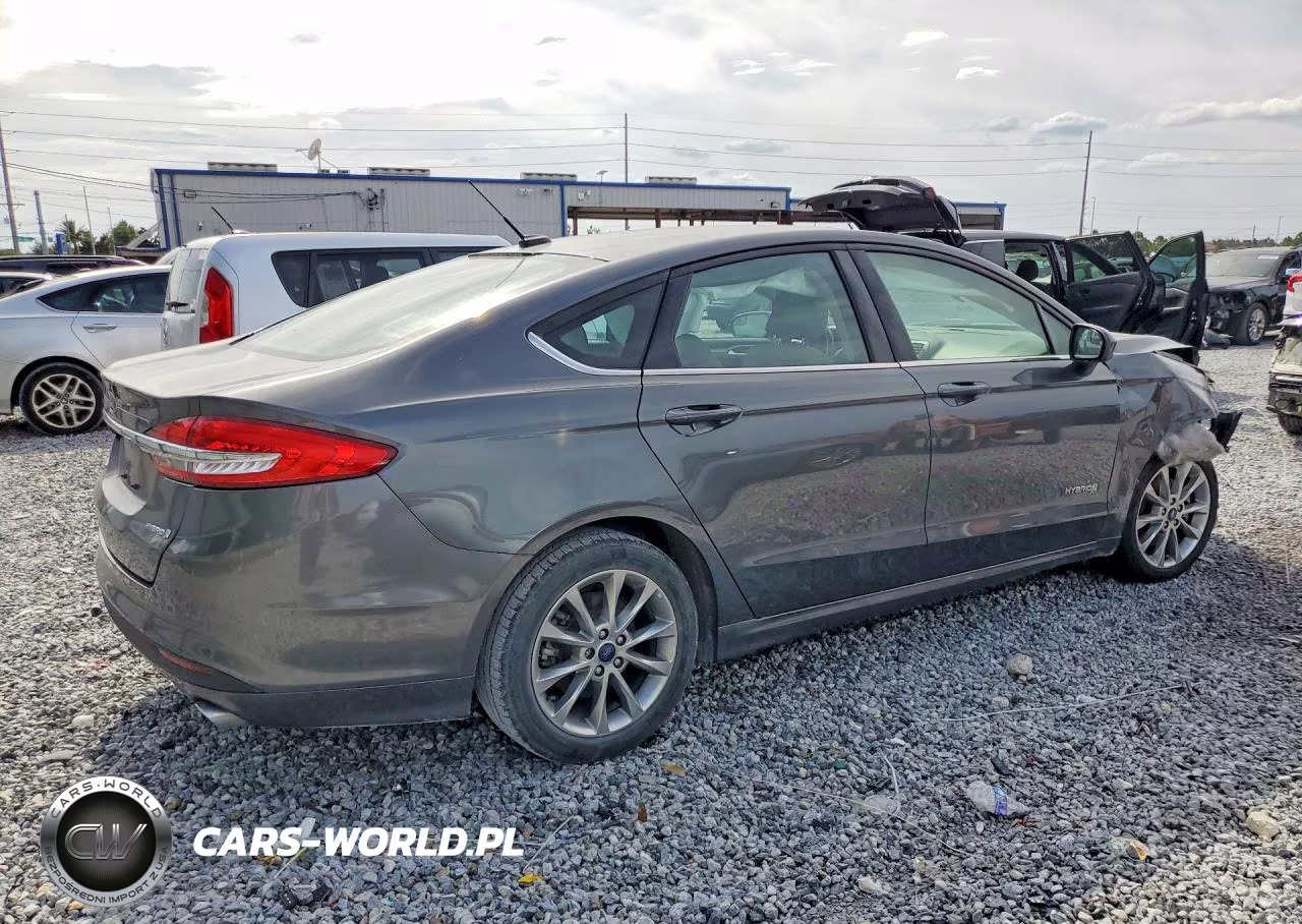 2017 Ford Fusion Hybrid S VIN:3FA6P0UU5HR330771 - 3