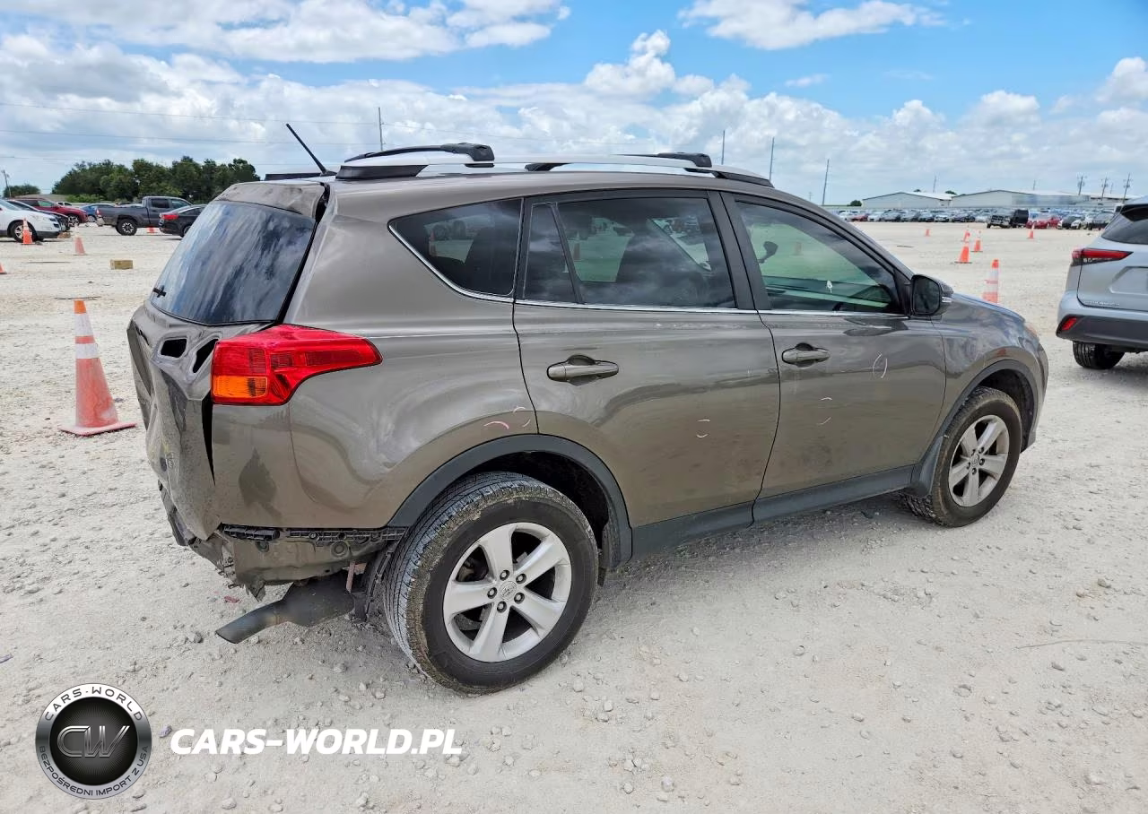 2013 Toyota Rav4 Xle VIN:JTMWFREV6D5017279 - 3